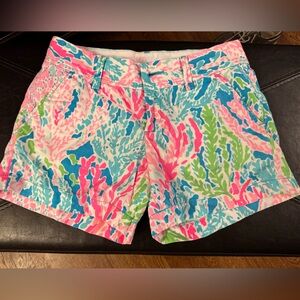 Lilly Pulitzer Pink and Blue Patterned Callahan Women Shorts